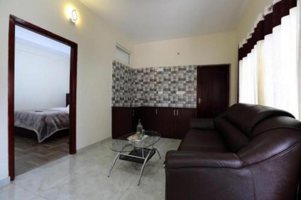 Pinehill Suits Udagamandalam Exterior photo